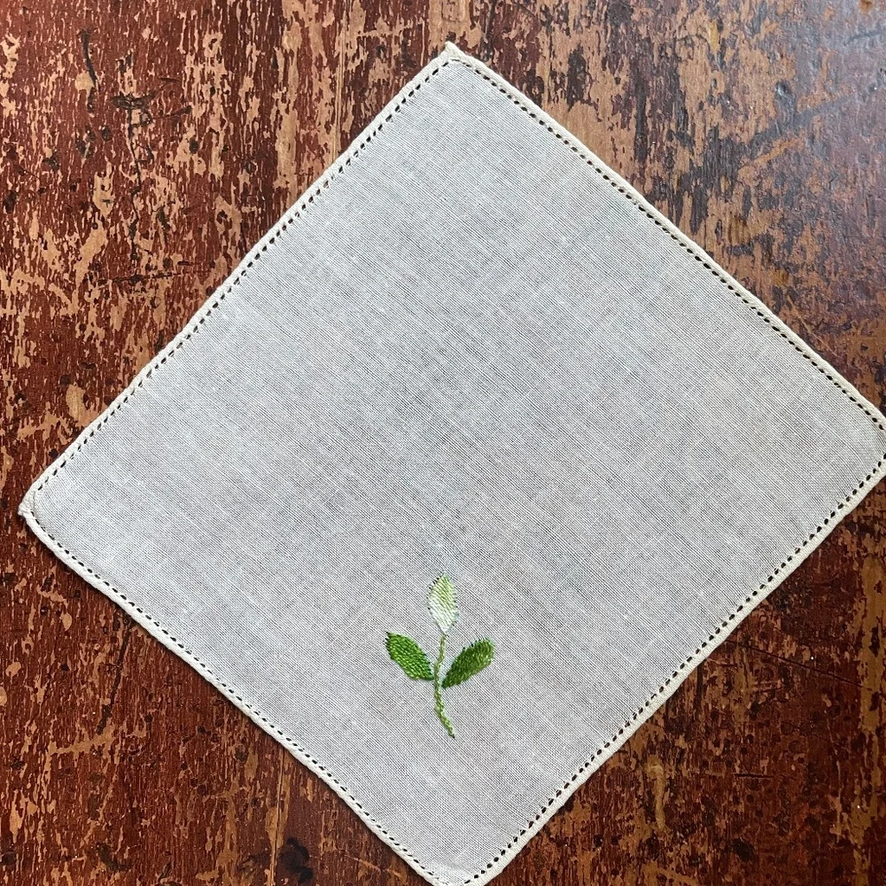 vintage linen napkins - Picture 7 of 12